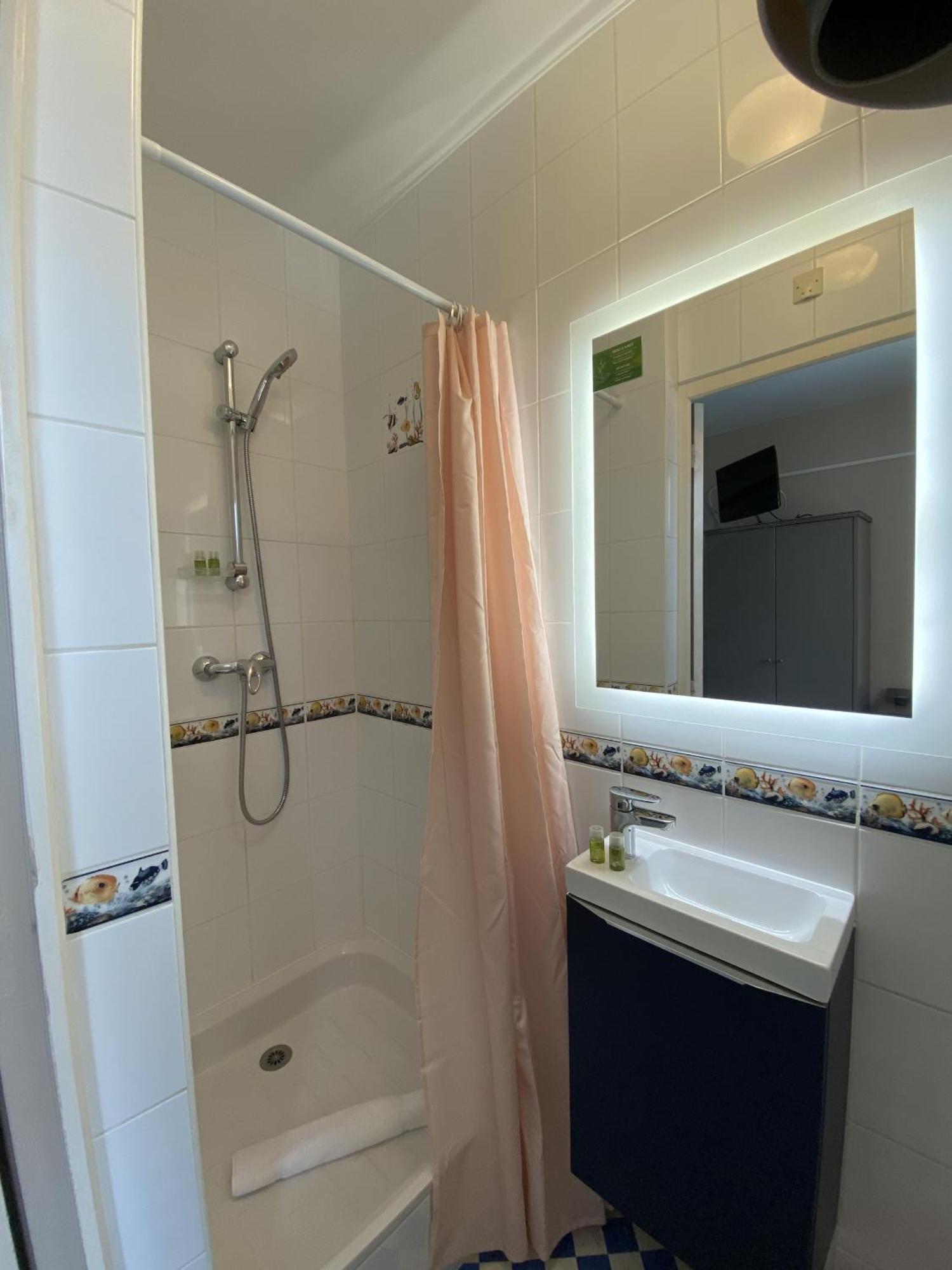 Hotel Et Studios Le Marina Baie De La Baule بورنيشّيه الغرفة الصورة