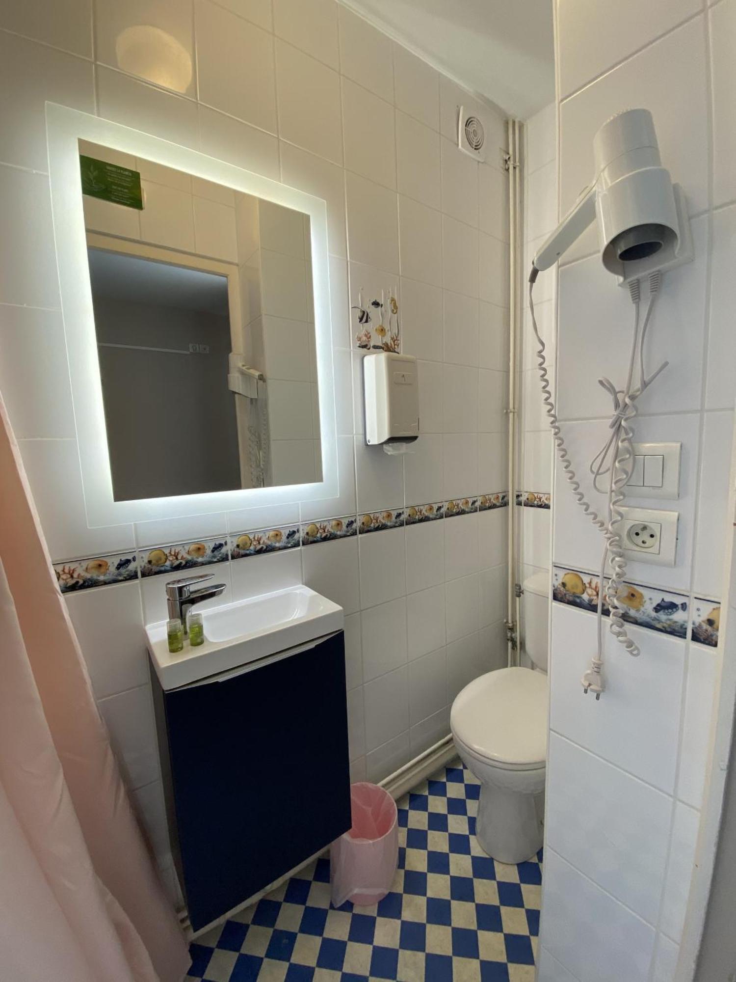 Hotel Et Studios Le Marina Baie De La Baule بورنيشّيه الغرفة الصورة